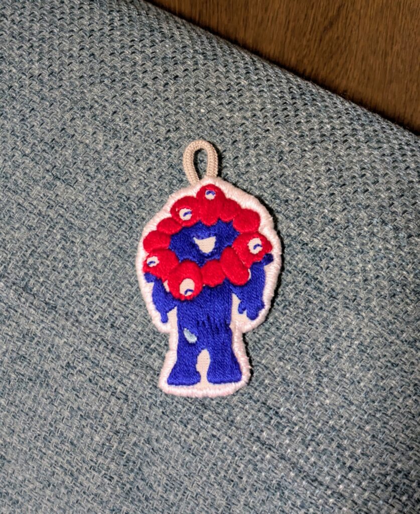 ミャクミャクの刺しゅうワッペンチャーム